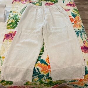 Matchpoint Linen Capris